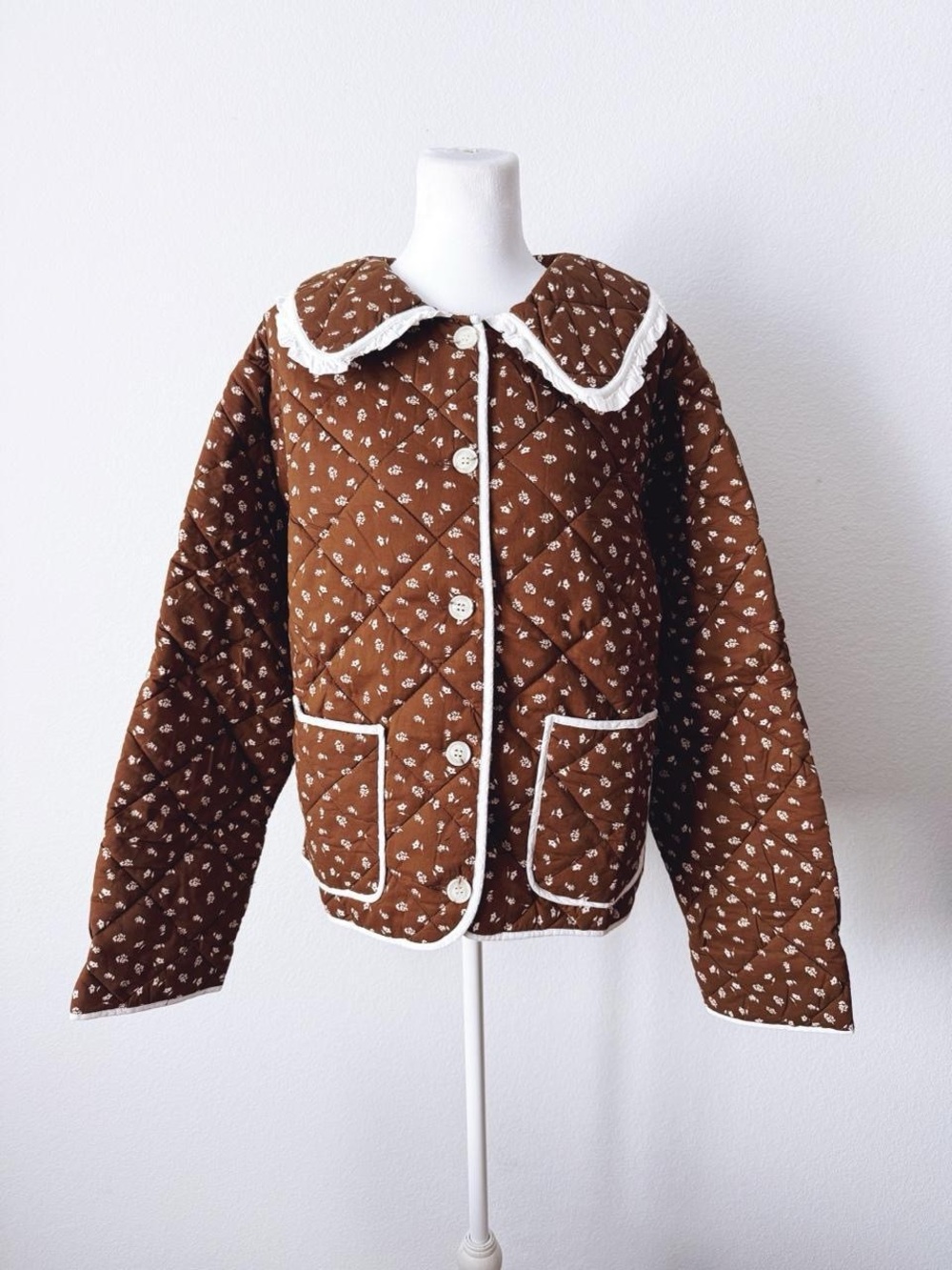 Vintage Style Quilted Collared Floral Jacket